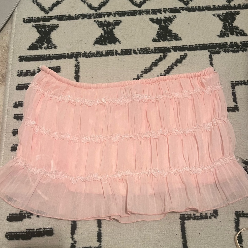 Edikted Light Pink Ruffled Mini Skirt - Picture 2 of 3